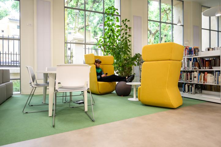 LEARNING CENTER ATRIUM