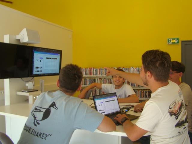 salle de travail de groupe
